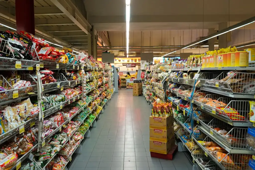 重庆进口零食市场趋势分析：网红小吃与休闲零食的消费新动向